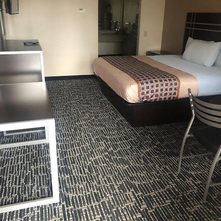 Palace Inn Kingwood Humble Bagian luar foto